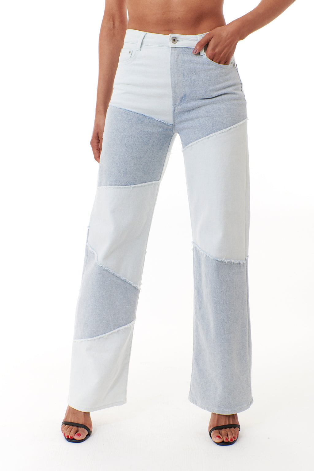 Tractr Jeans Tractr Jeans, Denim, high rise wide leg patchwork jean in  lightwash – Garbolino Boutique