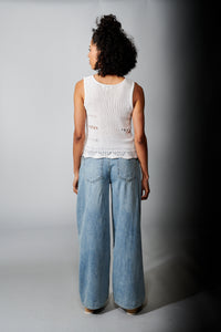 Tractr Jeans, High Waisted Wide Leg Curved Outseam in Light Wash-