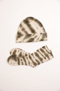 Crush Cashmere, Sustainable Cashmere crew socks in tye dye olive-Accessories