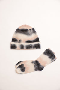Crush Cashmere, Sustainable Cashmere crew socks in tye dye pink-Gifts