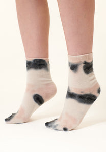 -High End AccessoriesCrush Cashmere, Sustainable Cashmere crew socks in tye dye pink