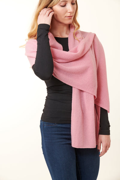 Kier and J Kier J Classic Cashmere Scarf in Pink Garbolino Boutique