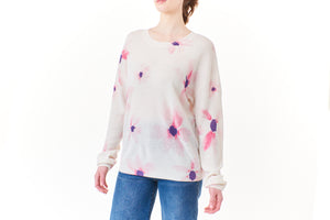 -High EndCrush Cashmere, Sustainable Cashmere boyfriend crew neck sweater in floral print