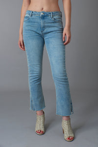 Tractr Jeans, high rise crop flare in light wash-Denim