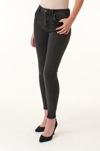 Tractr Jeans, denim, high rise skinny jeans in vintage black-Tractr Jeans, denim, high rise skinny jeans in vintage black