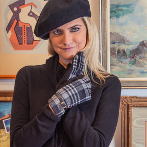 GarbolinoBoutique black plaid touchscreen ladies gloves-Accessories
