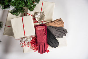 faux suede touchscreen ladies gloves with buttons in burgundy-Promo Eligible